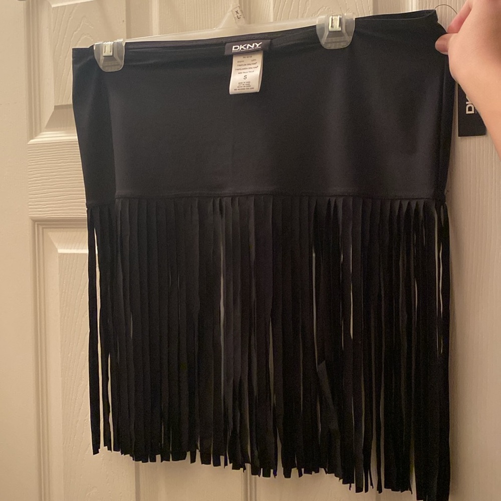 NEW w tags DKNY super mini skirt in black with fringe
